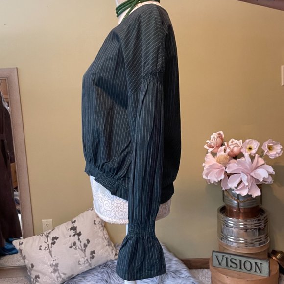 Walter Backer Chester Top Teal Long Sleeve Pinstripe Stripe Blouse Size large. - Picture 5 of 8